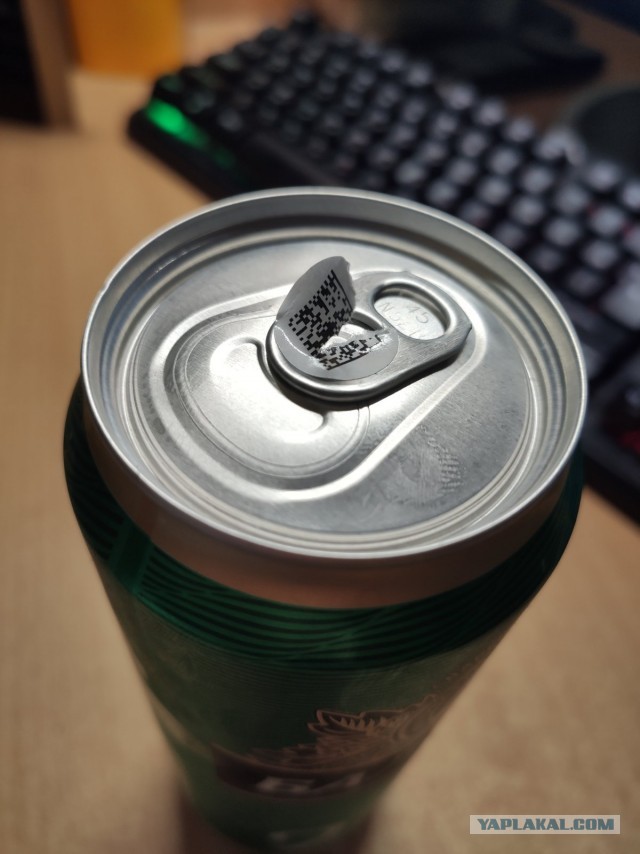 Долбанные QR-коды на банках.