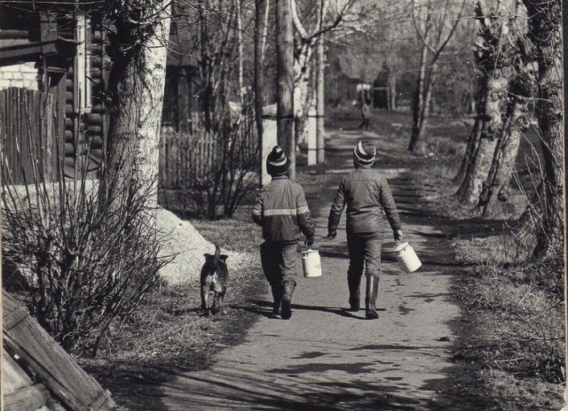 Фотохроника "загнивающего совка". Часть 12