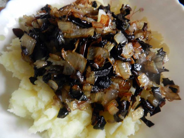 Пирожки для сына.