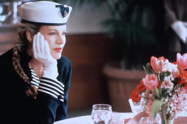 Сексуальная и соблазнительная звезда 90-х — Kim Basinger