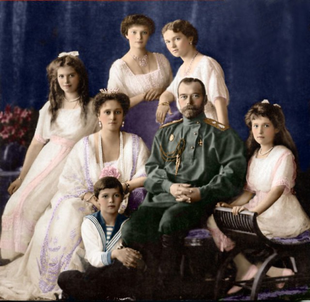 Крайний т.е. первый в цари