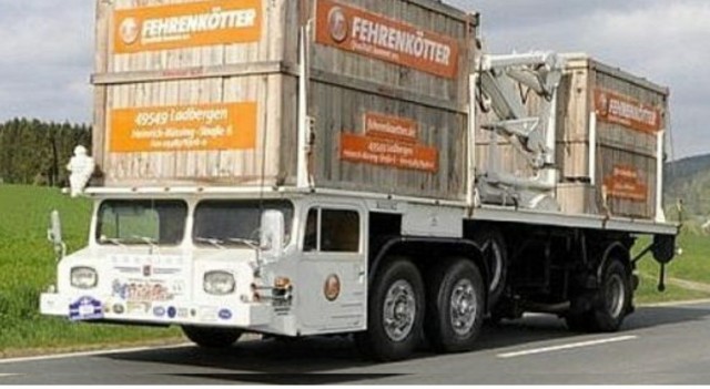 Schnibbelmobil — немецкий "крокодил" для перевозки негабаритных грузов