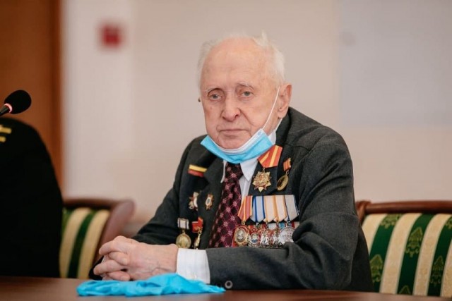 Задержаны мошенники, которые обманули 96-летнего ветерана Василия Пронина — гостя Парада Победы в Москве