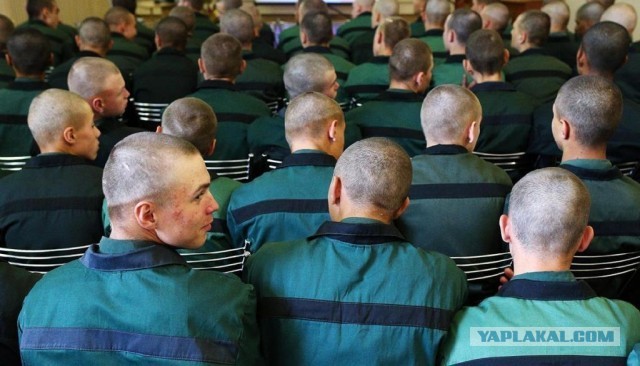 В Беларуси показательно «осудили» рабочего прямо на предприятии
