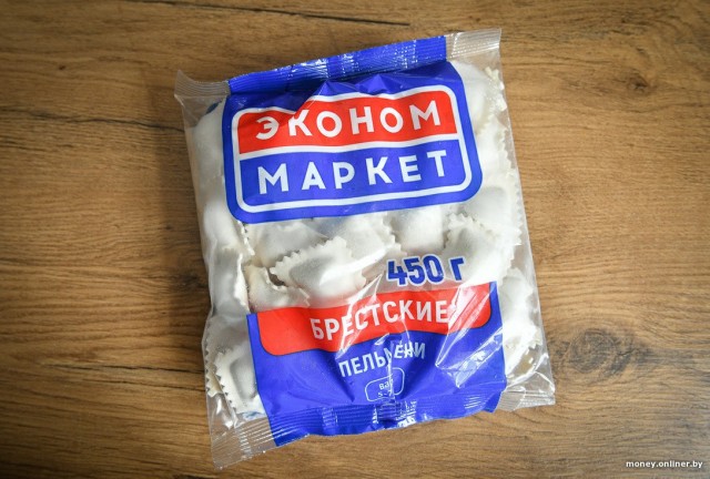 Открываем белорусские пельмени и смотрим, что внутри