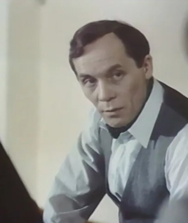 Александр Филиппенко родился 2 сентября 1944 года, и сегодня народный артист России отмечает свой 82-й день рождения.