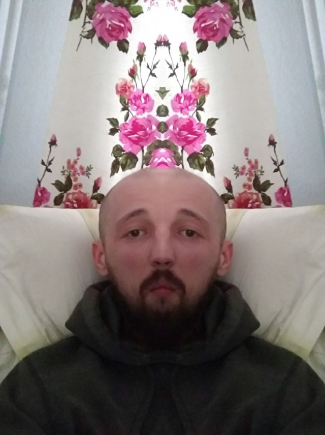 Хочу красивых мужиков в ленту!