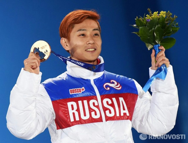 Российские спортсмены выступят на двух Олимпиадах под флагом ОКР
