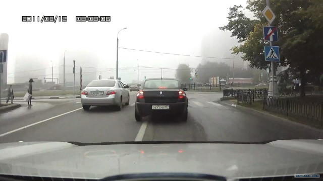 Обиженный учитель на дороге