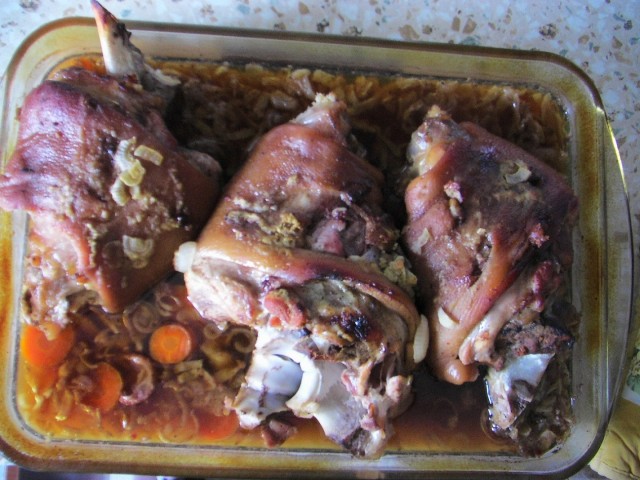 Рульки от меня.