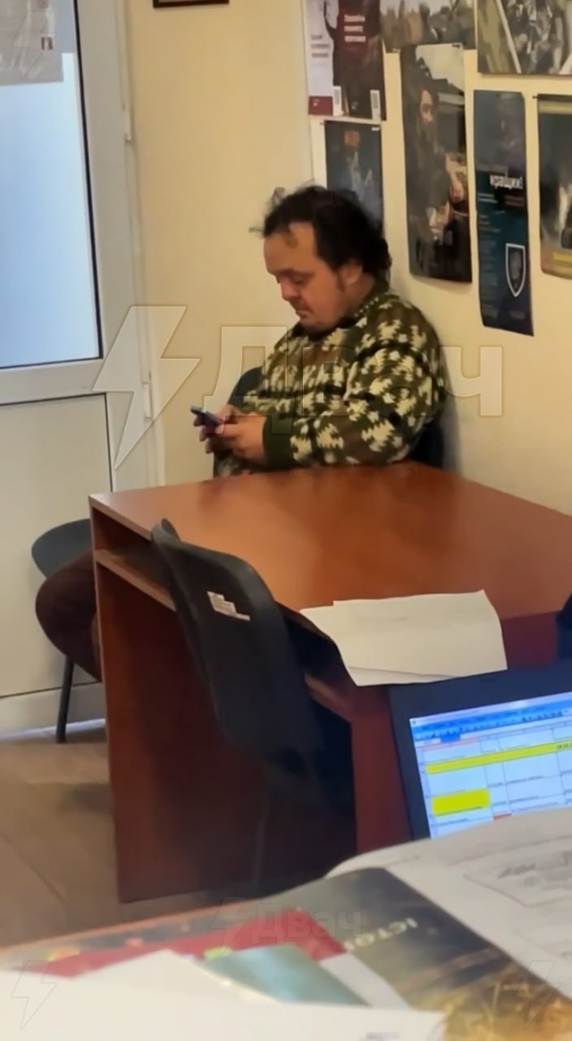 Блогер Супер Сус в ТЦК?