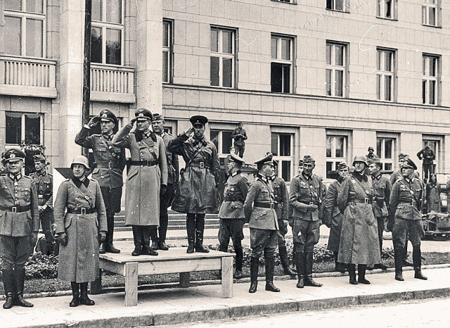 Back in USSR (10.04)
