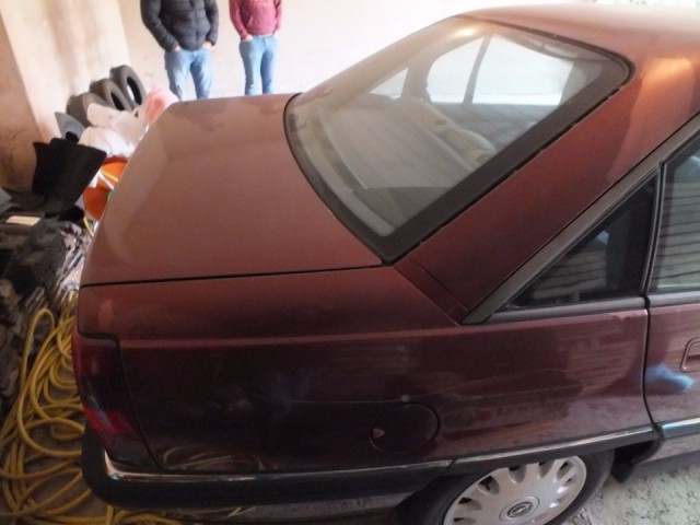 Капсула времени: Opel Omega 1992 года с пробегом 705 км