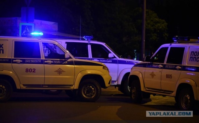 В Екатеринбурге со стрельбой ограбили банк на 10 миллионов