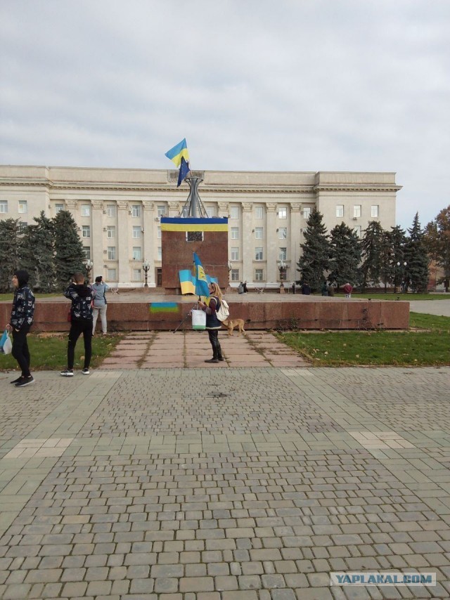 Антоновский мост взорван