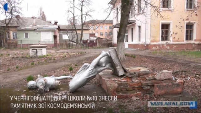 Неизвестный беспилотник атаковал аэродром в Саратовской области, пострадали два человека, пишет Baza.