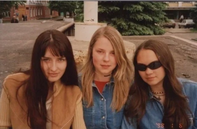Девчата из 90-х и 2000-х 21.05.2025