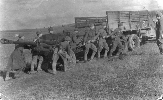 Великая Отечественная в фотографиях - 21