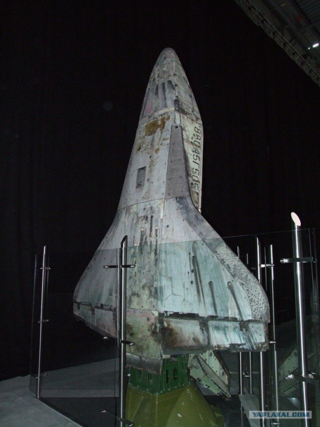 Советский челнок «Буран» в немецком городе Шпайер