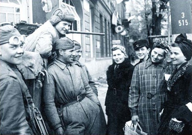 Фотографии военных лет