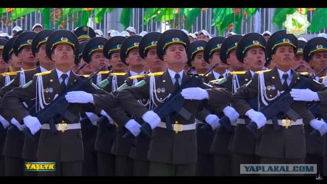 Новая парадная форма туркменских военных