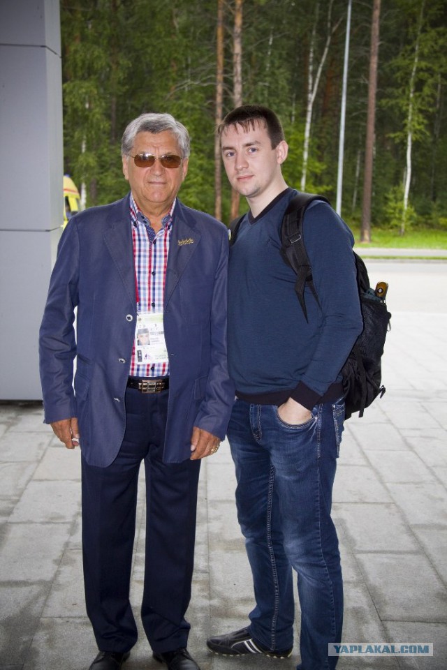 Знаменитый биатлонист-ветеран Александр Тихонов забрал икону, подаренную им храму в 2012 году