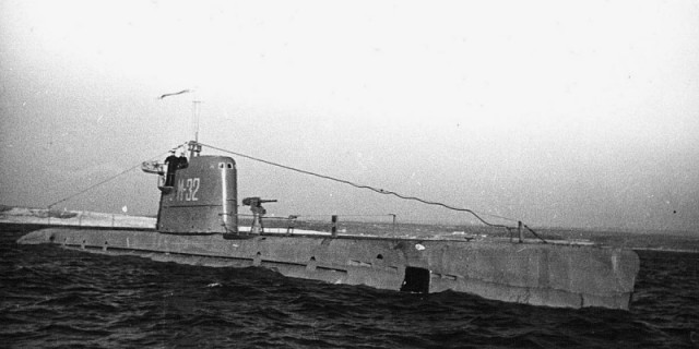 Черноморский угар: М-32 и подвиг Николая Пустовойтенко