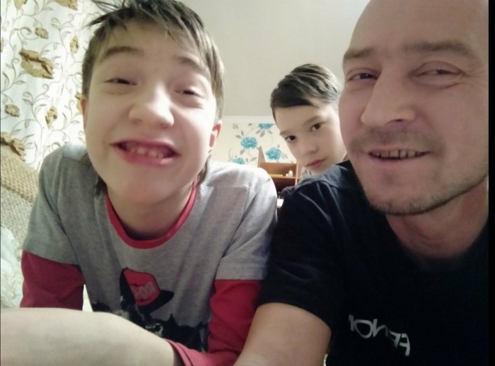 Большие папы и маленькие дети