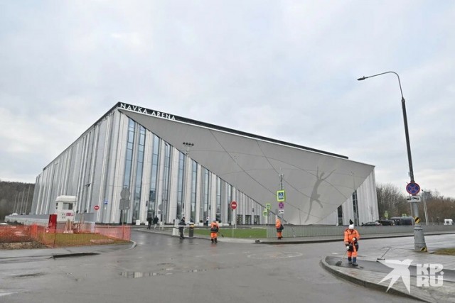 Московские управы начали закупать билеты на премьеру ледового шоу Навки «Щелкунчик»
