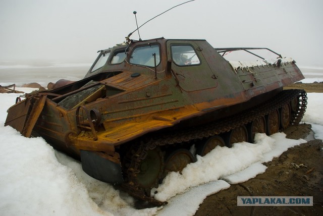 Заброшенная техника на ЗФИ