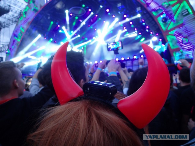 AC/DC. Вжарим рок в этой дыре!