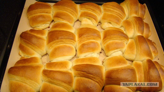 Слоёные булочки с заварным кремом