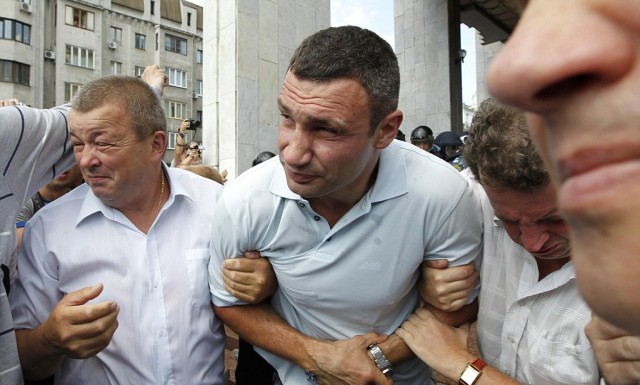 Кличко уволили