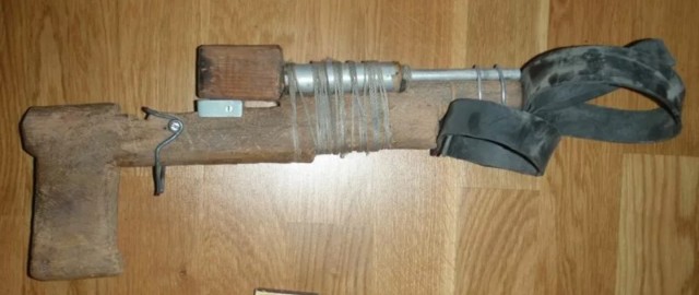 Интересная поделка из бамбука