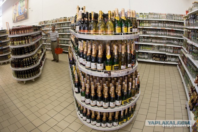 В белорусских школах прозвенел последний звонок