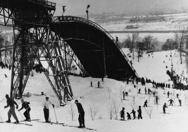 Москва и москвичи. Двадцатый век. 20.02.25