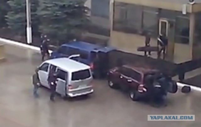 В Луганск приехали снайперы