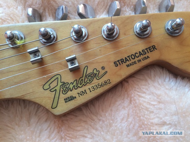 Как делают знаменитые гитары Fender Stratocaster.