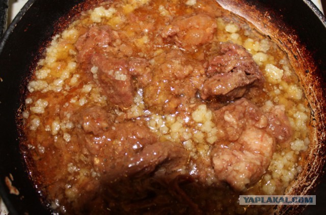 Оренбургские продукты. Тушенка, сгущёнка, мука, специи.