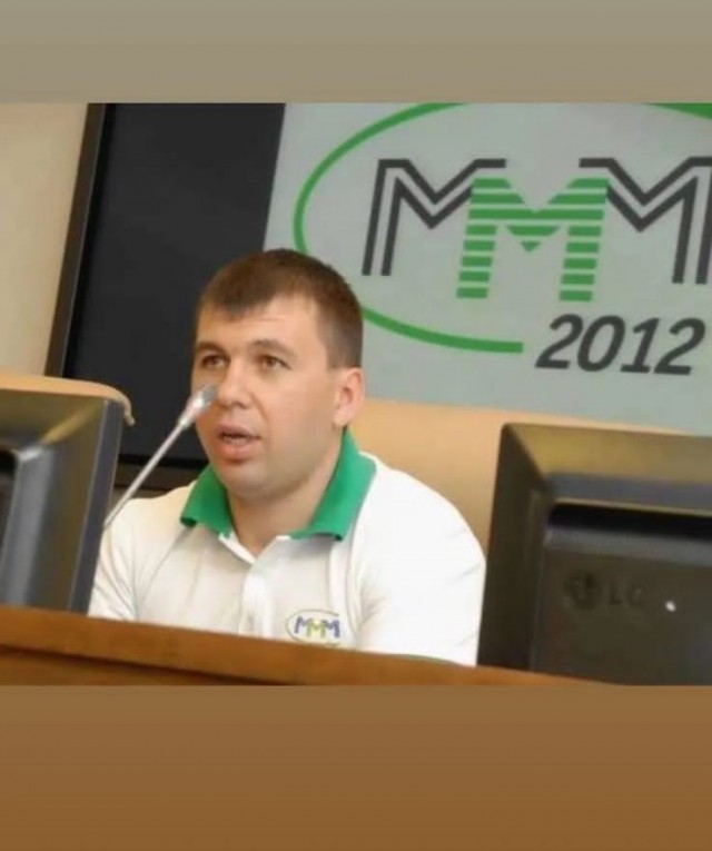 Лидеры ЛНР и ДНР прибыли в Москву, пока в Кремле проходит заседание Совета безопасности по вопросу признания республик Донбасса