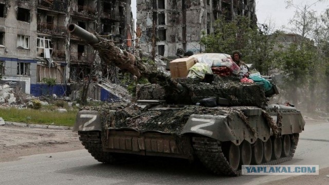 Медведев: РФ ударит по центрам принятия решений на Украине в случае атаки на свои территории