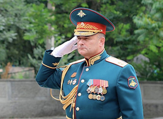 Отступили