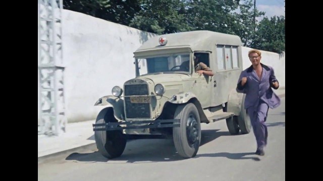 В Омске засняли бежавшего с территории СИЗО мужчину
