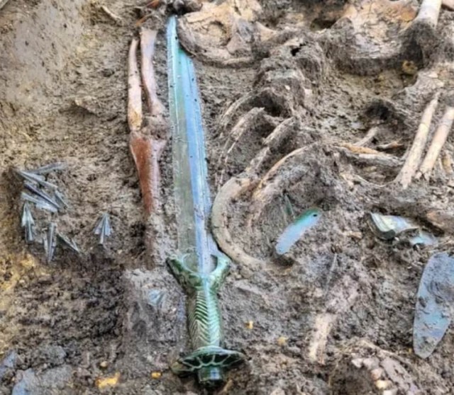 В Германии найден 3000-летний меч в идеальном состоянии