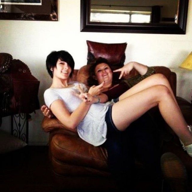 Угадаете, чья это дочка?