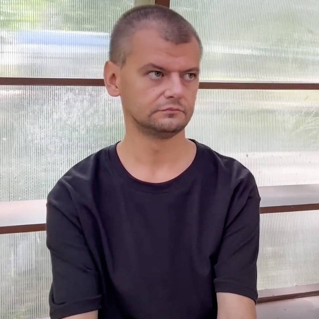 На ВДНХ обокрали Никиту «Борщ с капусткой» Литвинкова. У него украли карту, пока он играл на аккордеоне