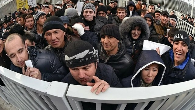 Совбез РФ - в ряде регионов РФ могут возникнуть мигрантские анклавы