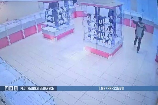 В Минске ограбили ювелирный магазин на главном проспекте