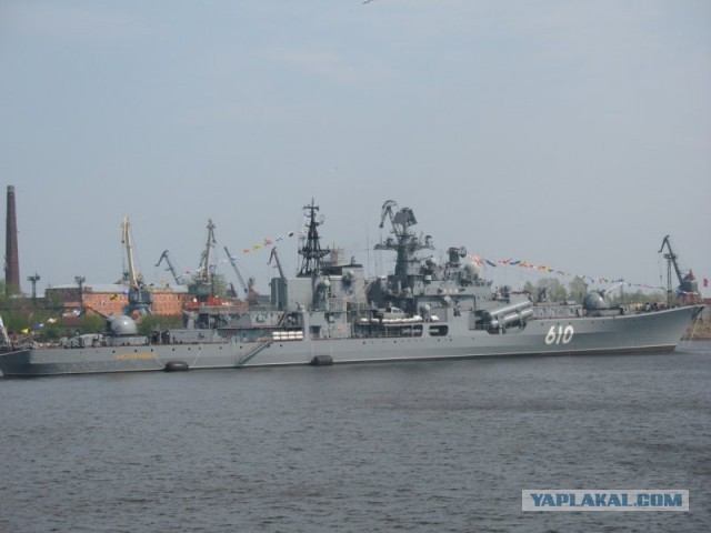 В Средиземное море отправили российский флот!