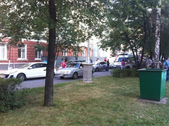 Четырехлетнего ребенка сбила машина.